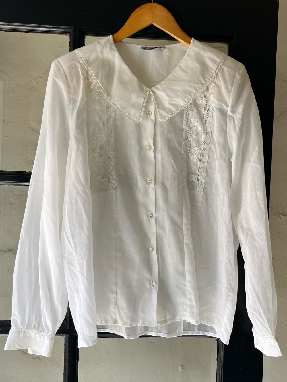 Sweet Vintage Valerie-O White Cottage Core Button Up